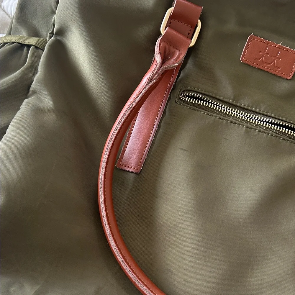 Chic Olive Tote with Brown Handles - Picture 7 of 8